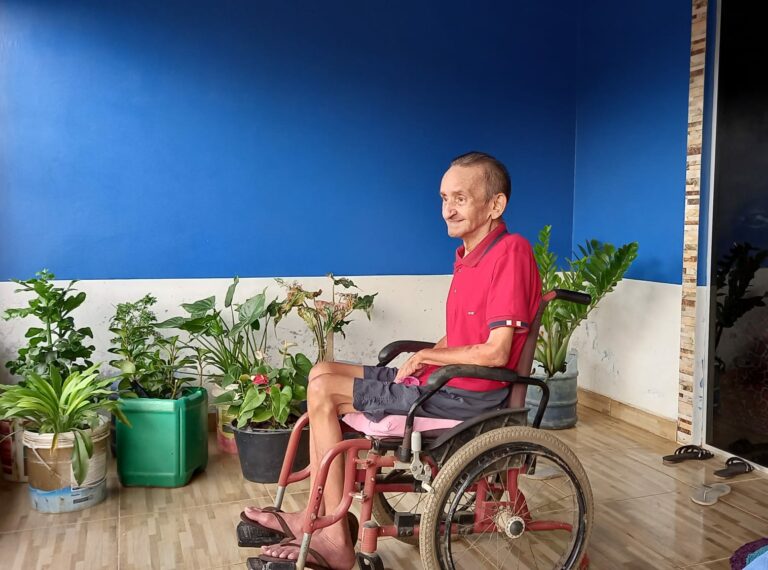 Voz marcante de Sena Madureira: radialista Egildo Oliveira completa 70 anos de idade