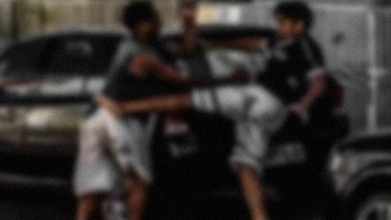 Homens vão para delegacia ao descobrirem que viviam relacionamento poliafetivo