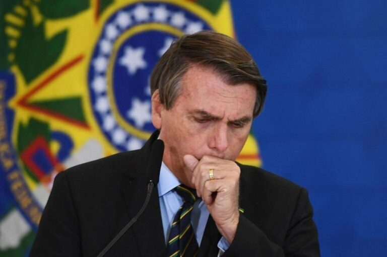 Bolsonaro passa mal e abandona jantar com empresários no RS, afirma site