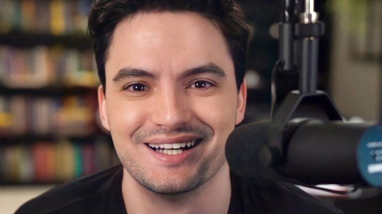 Felipe Neto tem valor de sua fortuna revelado em biografia