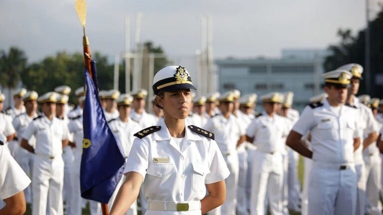 Marinha do Brasil retifica um de seus três novos Concursos Públicos