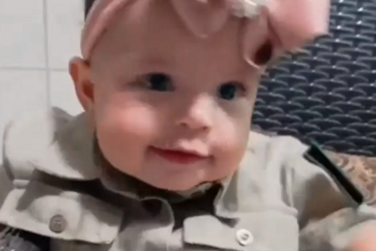 Alerta fofura: criança comemora mesversário vestida com uniforme da PM-AC