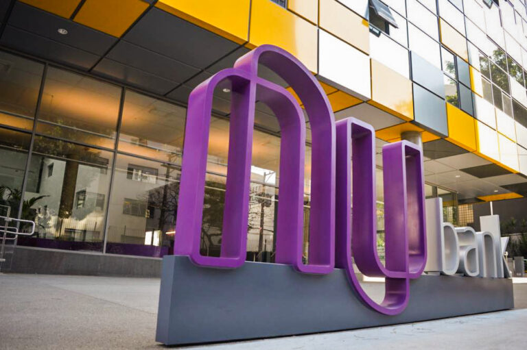 Nubank abre quase 700 vagas de emprego, incluindo lotação no Brasil