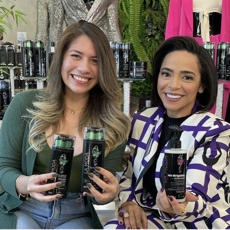 Confira os cliques do lançamento da linha La Moda Vengan dos empresários Jorge e Joelma Severo