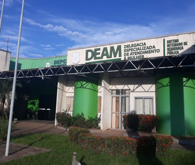 Mulher vítima de abuso procura delegacia e policial não registra queixa; MP é acionado