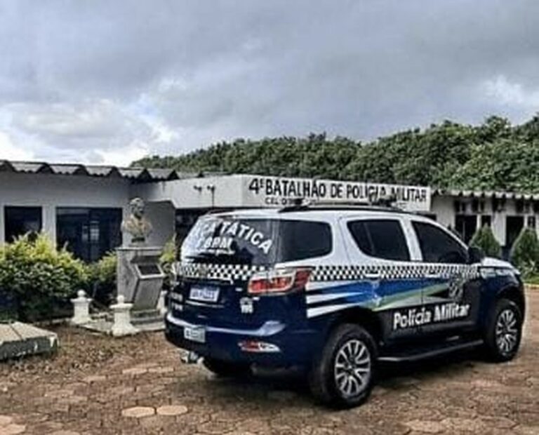 Homem é preso após quebrar porta de restaurante e manter duas filhas em cárcere privado