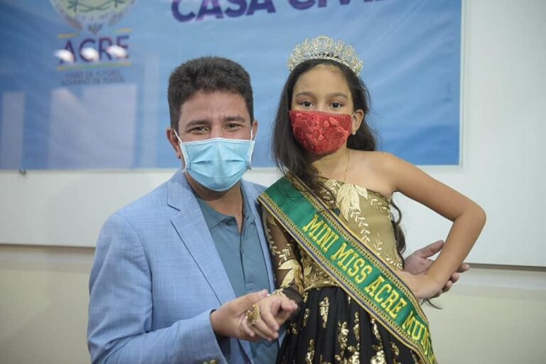 De malas prontas para o Miss Brasil, Mini Miss Acre recebe apoio de Gladson nas redes sociais; veja tudo!