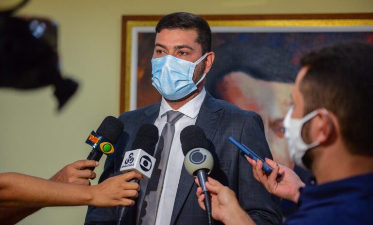 Nicolau Jr. sai em defesa de extensão do abono da Educação a mais grupos e diz que Governo tem possibilidade de pagar