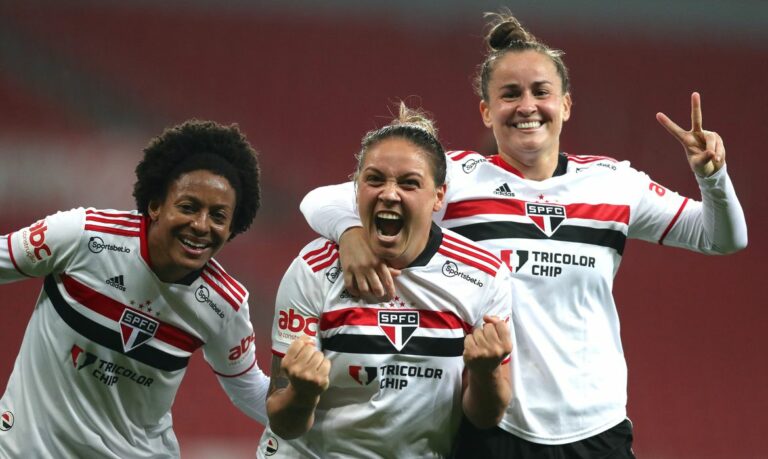 São Paulo sai na frente do Inter nas quartas do Brasileiro Feminino