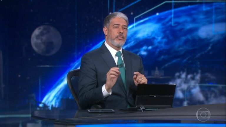 Globo oferta R$ 1,8 milhão mensais para Bonner renovar contrato