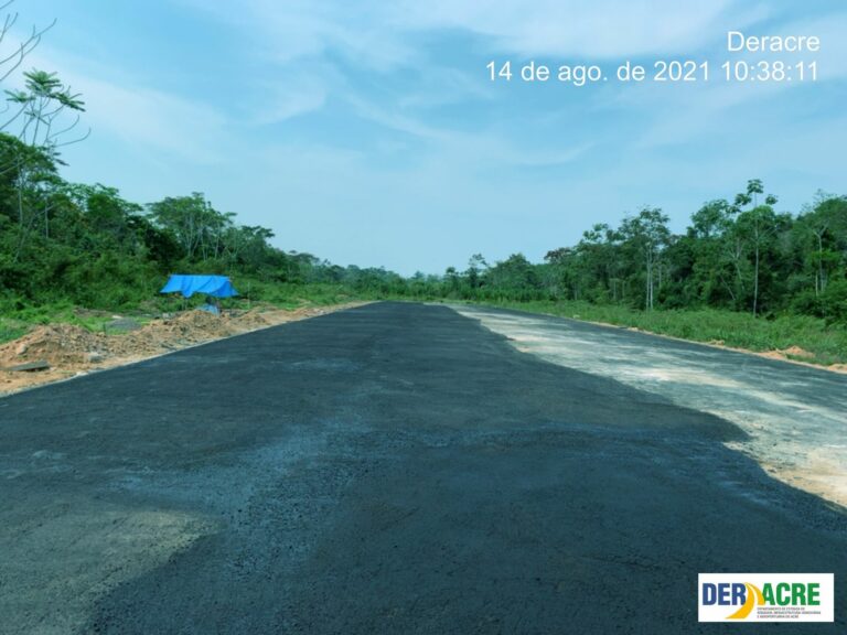 Sem aeródromo e com a gasolina mais cara do país, morador de Marechal Thaumaturgo relata problemas locais: “Nos ajude”