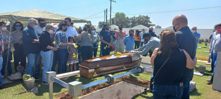 Familiares e amigos se despedem de ‘Gouveião’: “Tinha o amor como sentimento mais forte”