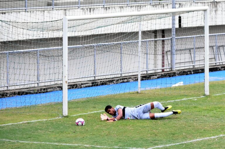 Galo: Luiz Miller nega agressão na Casa do Atleta