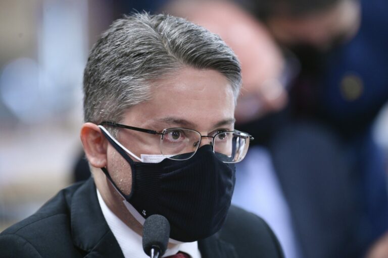 Alessandro Vieira, do Cidadania, lança pré-candidatura à Presidência em 2022