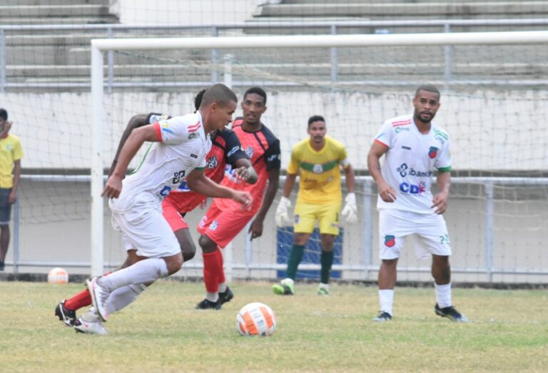 Tourão vence nos acréscimos e assume a liderança do Acreanão