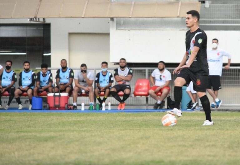 Vasco e Náuas duelam no Florestão mirando o G-4 do Acreanão 2021