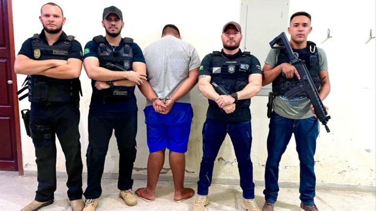 Polícia Civil intercepta taxi com droga e prende traficante em Feijó