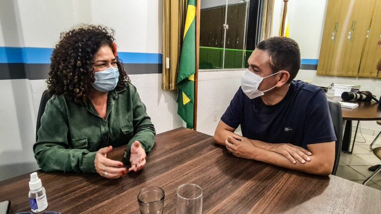 Perpétua Almeida se reúne com prefeito Jerry Correia e anuncia investimentos para Assis Brasil