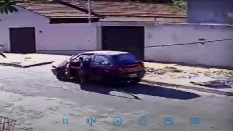 Vídeo: casal é flagrado abandonando cadáver na rua