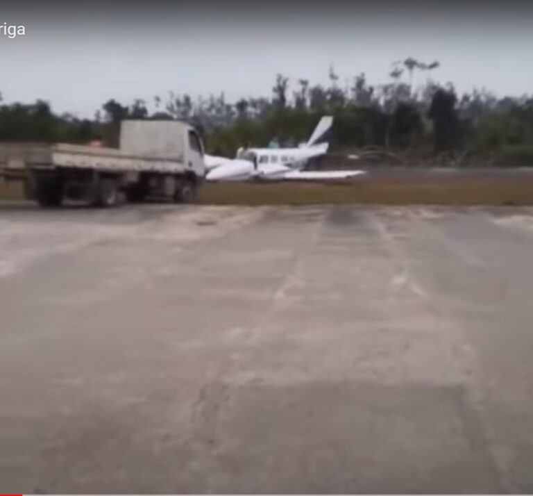 No Jordão, avião pousa de barriga após apresentar falhas no trem de pouso; vídeo