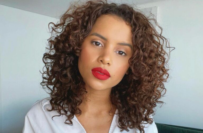 Gleici deixa o Acre, faz suspense e revela destino em companhia de ex-BBB