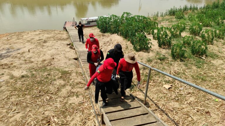 Adolescente de 15 anos morre afogado após tomar banho no Rio Acre