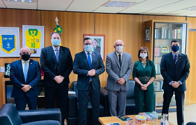 Deputado Alan Rick destaca que até novembro INEP publica edital do segundo Revalida de 2021