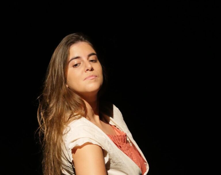 ”Tonha”: Com ingressos esgotados, filha de Tião Viana estrela espetáculo que retrata vida do seringueiro