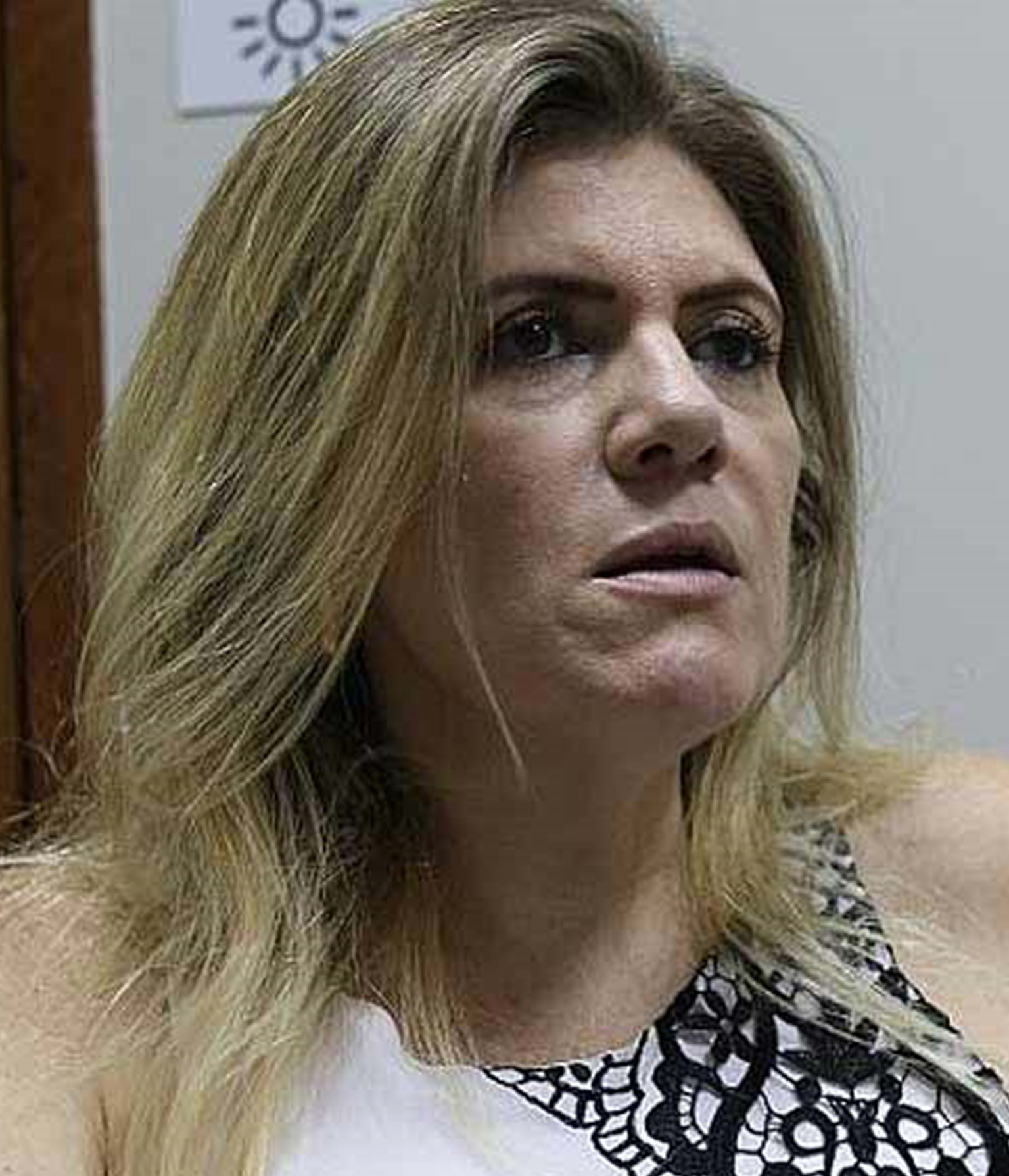 MPAC assina afastamento de Alessandra Marques do cargo por postagem sobre  cloroquina - ContilNet Notícias