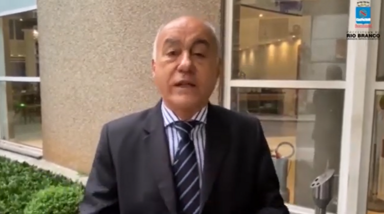 ‘Não tem uma que queira atuar aqui em Rio Branco’, diz Bocalom sobre empresas de transporte público