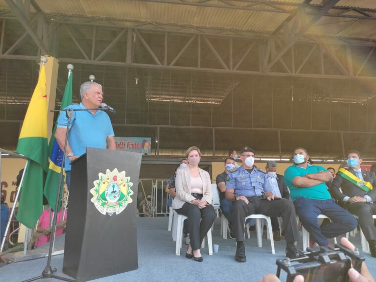 Festa de 117 anos do Seis de Agosto é dedicada a tio de Lene e Petecão, importante figura do bairro morto por Covid-19