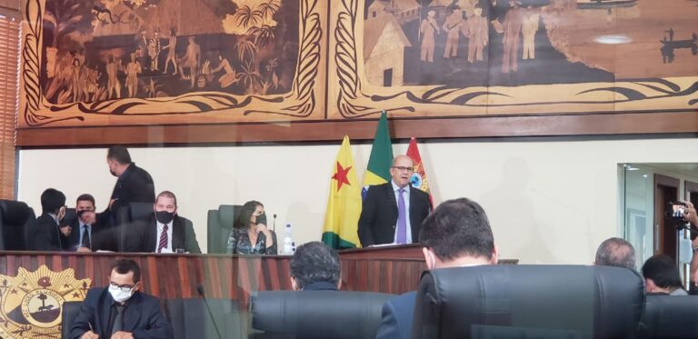 Registro de preços para obras no valor R$ 120 milhões no AC é criticado na Aleac: “Governo está lascando empresários acreanos”