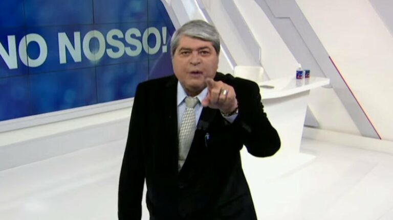 Datena é atacado nas redes após críticas a Bolsonaro: “Figura decadente”