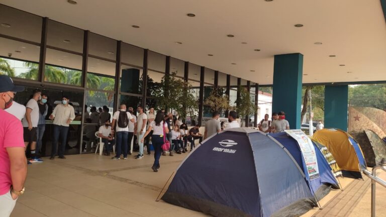 Em nono dia de acampamento, cadastro de reserva da PM quer ‘solução definitiva’ para sair da Aleac