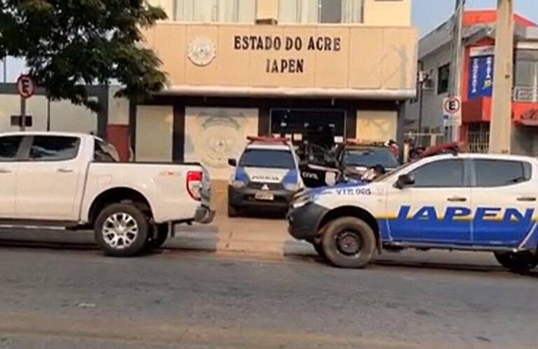 Polícia de combate à corrupção amanhece na sede do Iapen no AC e realiza mandados de busca