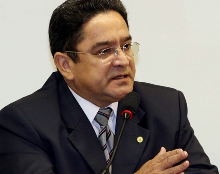 Emedebista no AC critica PEC do voto impresso, diz que urnas são seguras e pede avaliação da história