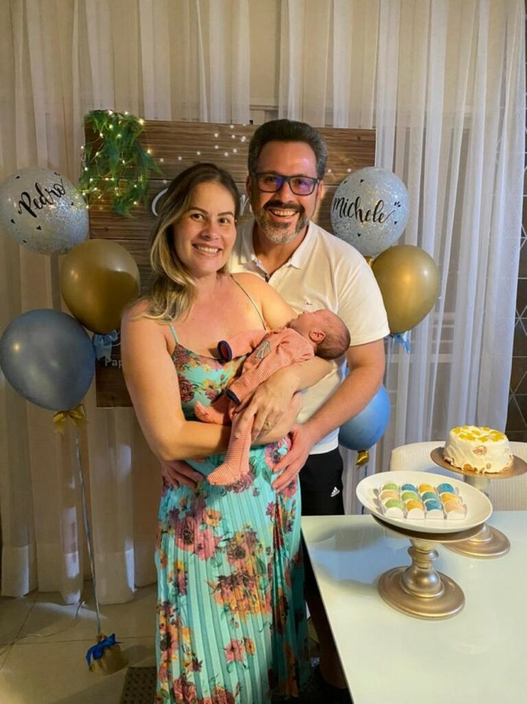Após parto prematuro do filho e luta pela vida da esposa, Alan Rick comemora Dia dos Pais: “Vivenciamos um milagre”