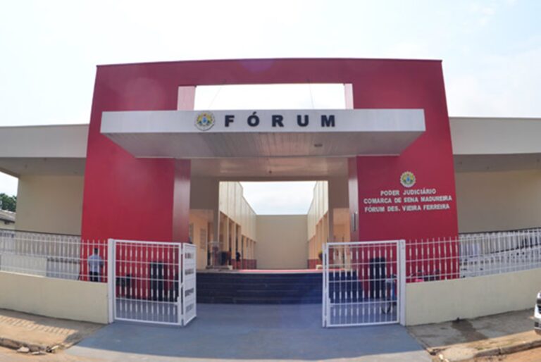 Advogados reclamam da ausência física de juiz em Sena e dizem que questão prejudica população