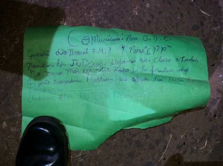 Irmãos são executados e grupo de extermínio que age na fronteira deixa novo bilhete