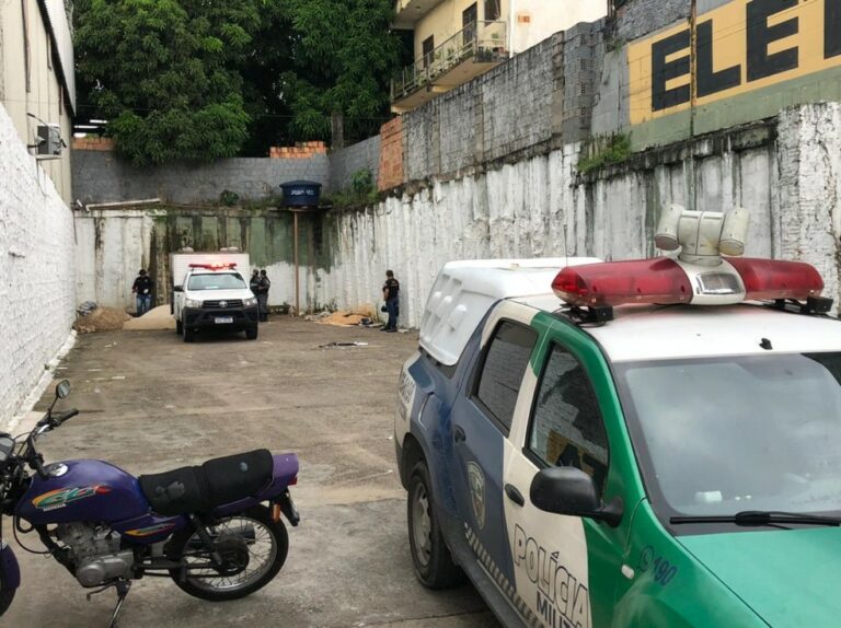Mulher que vivia em situação de rua é estuprada e morta a pauladas