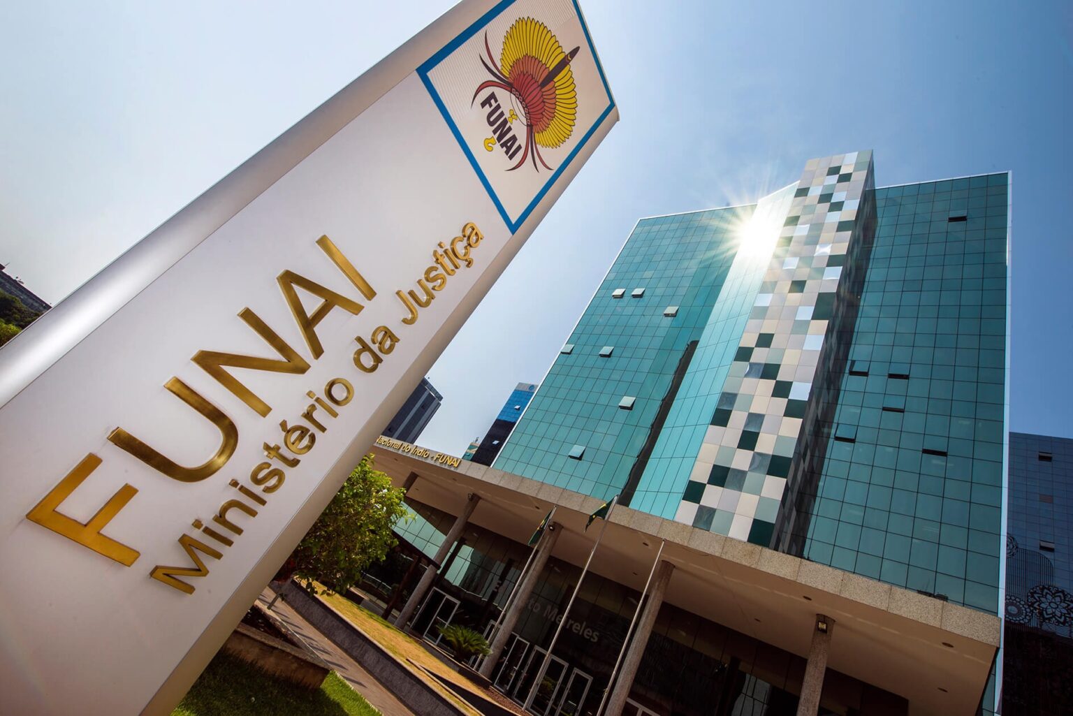 Sem concurso, Funai recebe aval para 776 vagas temporárias