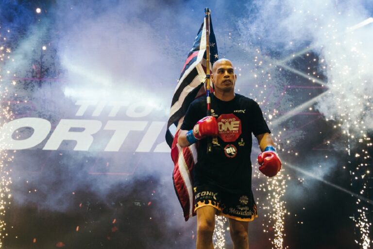 Tito Ortiz acusa Anderson Silva de utilizar golpe ilegal para nocauteá-lo