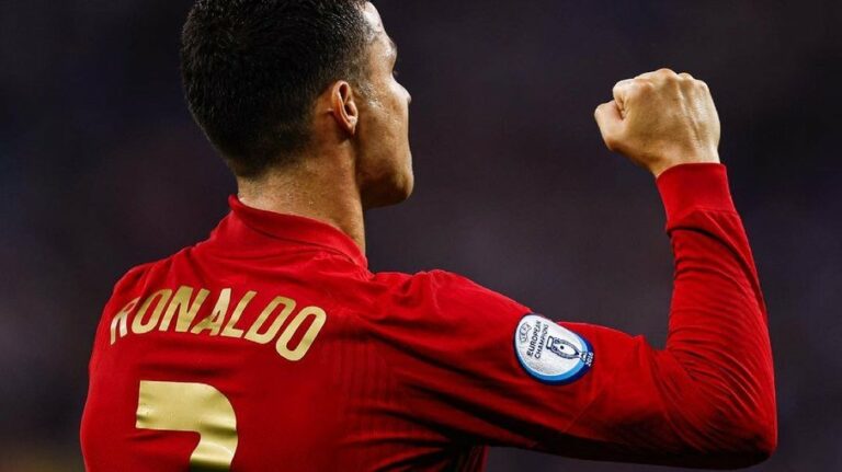 Cristiano Ronaldo marca dois, bate recorde histórico e Portugal vence Irlanda