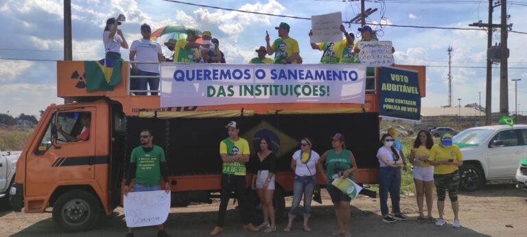 VÍDEOS: Ato pró-Bolsonaro percorre ruas da Capital e ContilNet mostra todos os detalhes