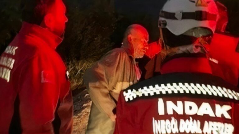 Homem bêbado “desaparecido” ajuda nas buscas por ele mesmo: “Estou bem aqui”