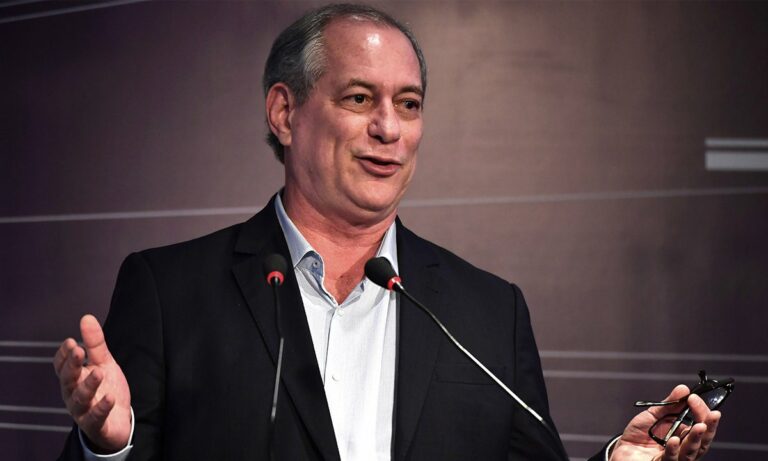 Ciro diz que Lula é ‘negacionista de política e da democracia’