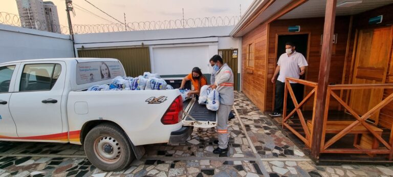 Com entrega de cestas básicas para Associação Luz do Alvorecer, Energisa alcança 29 toneladas doadas