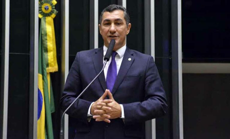 Jesus Sérgio apresenta emenda à MP para garantir internet gratuita à indígenas, quilombolas e ribeirinhos