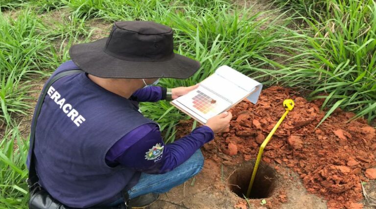 Deracre inicia pesquisa para abrir estrada entre Rodrigues Alves e Porto Walter