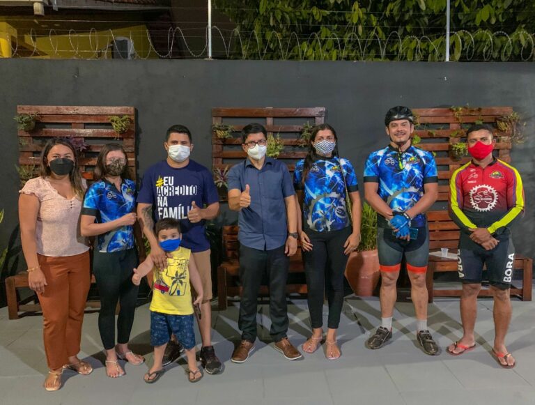 Ciclistas reclamam de falta de apoio e de pistas escuras e recorrem a deputado Jenilson Leite